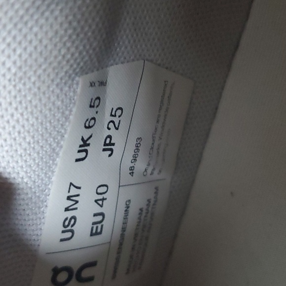 On Running The Roger Advantage sneakers